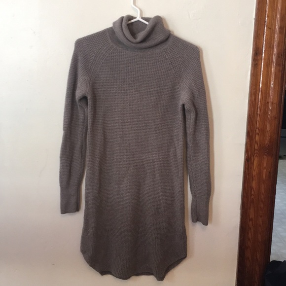 Aritzia Sweater Dress - Picture 5 of 5